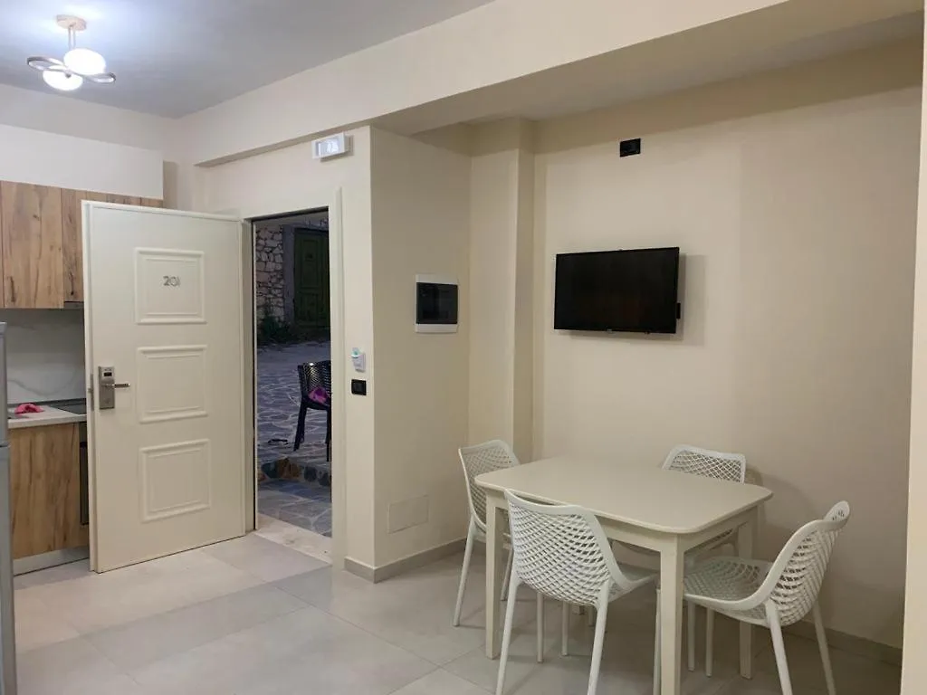 Kotarja Apartments Dhermi Aparthotel